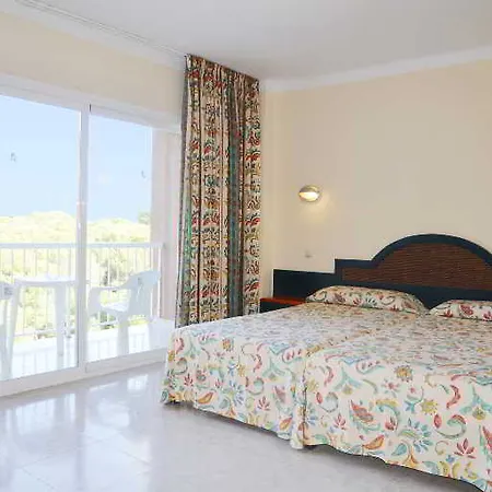 Coral Apartment